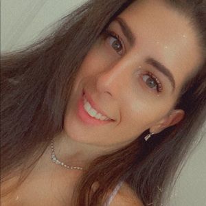 Meet your Posher, Brianna